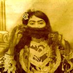 عکس عجیب دختر شاه قاجار با موهای فر به سبک امروزی‌ها