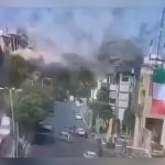 لحظه برخورد موشک اسرائیل وسط خودروها در میدان قدس / فیلم