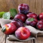 این میوه سیاه تابستانی خون شما را تمیز می‌کند