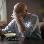 غذا خوردن در تنهایی، آغاز مشکلات جدی برای سالمندان