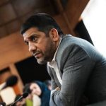 دبیر: آب و دونش دادیم که رسیده به اینجا حالا کجا برود؟