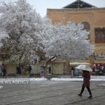 منظره زیبای برفی آرامگاه بوعلی سینا همدان