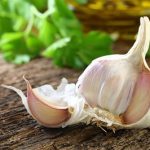 گیاه درمانی: سیر چیست و چه نقشی در درمان تصلب شرائین دارد؟