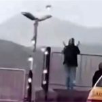 تصویر غم‌انگیزی که از حیاط یک بیمارستان وایرال شد